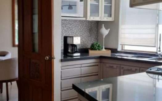 VENTA CASA DE LUJO CON MUCHA ILUMINACIÓN NATURAL, FRACC. SAN WENCESLAO, ZAPOPAN