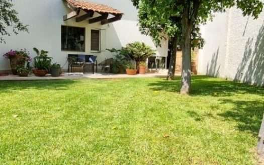 VENTA CASA DE LUJO CON MUCHA ILUMINACIÓN NATURAL, FRACC. SAN WENCESLAO, ZAPOPAN