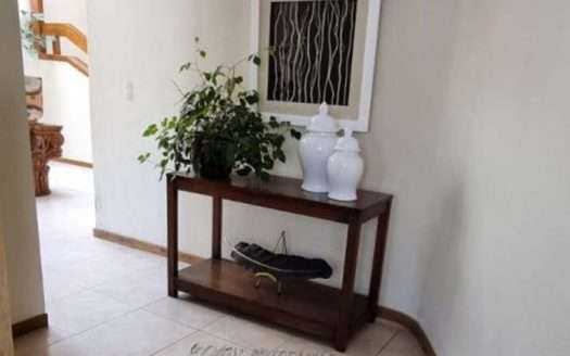 VENTA CASA DE LUJO CON MUCHA ILUMINACIÓN NATURAL, FRACC. SAN WENCESLAO, ZAPOPAN