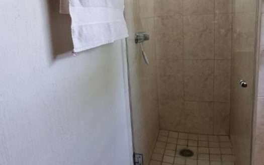 VENTA CASA DE LUJO CON MUCHA ILUMINACIÓN NATURAL, FRACC. SAN WENCESLAO, ZAPOPAN