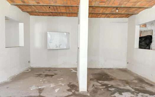 RENTA BODEGA AMPLIA CERCA DE MACROLIBRAMIENTO, SANTA CRUZ DE LAS FLORES, TLAJOMULCO