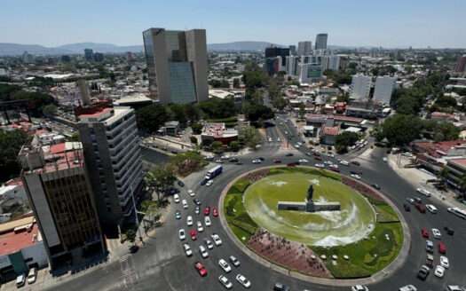 VENTA DEPARTAMENTO NUEVO EN LA MINERVA, ARCOS VALLARTA, GUADALAJARA