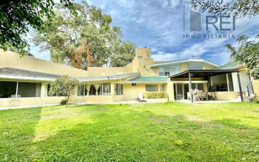 VENTA CASA BUGAMBILIAS ZAPOPAN