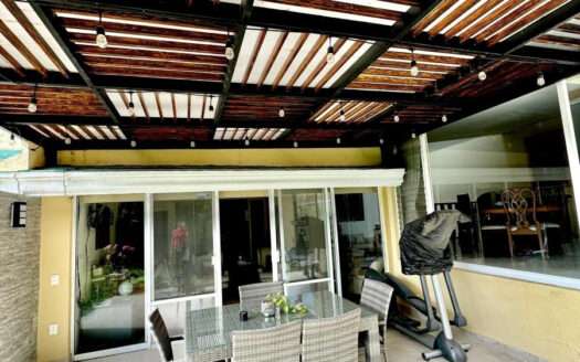VENTA CASA BUGAMBILIAS ZAPOPAN