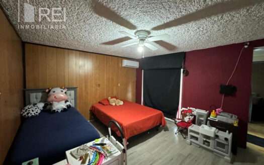 VENTA CASA SOBRE PABLO NERUDA MUY CERCA DE LA AUTÓNOMA, VILLA UNIVERSIDAD, ZAPOPAN