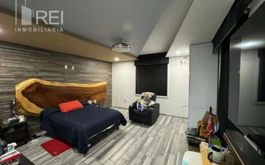 VENTA CASA SOBRE PABLO NERUDA MUY CERCA DE LA AUTÓNOMA, VILLA UNIVERSIDAD, ZAPOPAN