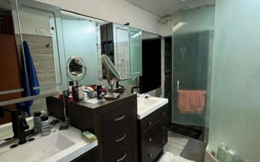 VENTA CASA SOBRE PABLO NERUDA MUY CERCA DE LA AUTÓNOMA, VILLA UNIVERSIDAD, ZAPOPAN