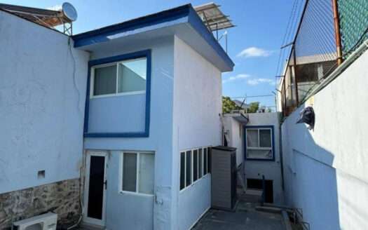 VENTA CASA SOBRE PABLO NERUDA MUY CERCA DE LA AUTÓNOMA, VILLA UNIVERSIDAD, ZAPOPAN