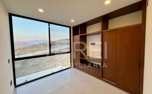 VENTA CASA NUEVA CON ROOF GARDEN EN SENDEROS DE MONTE VERDE TLAJOMULCO