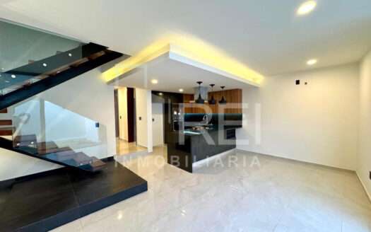 VENTA CASA NUEVA CON ROOF GARDEN EN SENDEROS DE MONTE VERDE TLAJOMULCO