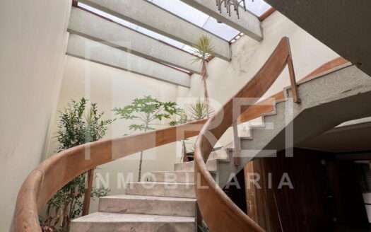 VENTA CASA LADRON DE GUEVARA GUADALAJARA