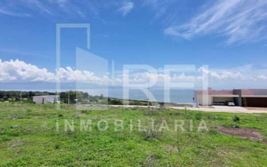 VENTA TERRENO A ORILLA DEL LAGO DE CHAPALA, LAGO LUNA EN TUXCUECA