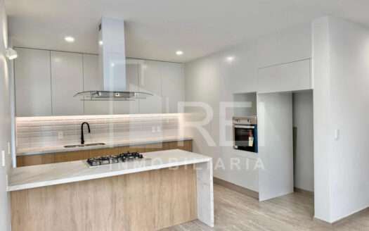 VENTA CASA NUEVA FRENTE A PARQUE COTO TOLEDO EN NUEVA GALICIA RESIDENCIAL