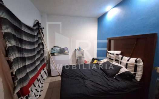 VENTA CASA EN PARQUES DE SANTA MARIA TLAQUEPAQUE