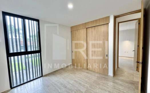 VENTA CASA NUEVA FRENTE A PARQUE COTO TOLEDO EN NUEVA GALICIA RESIDENCIAL