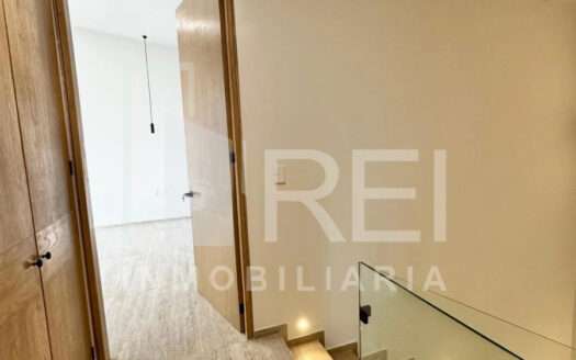 VENTA CASA NUEVA FRENTE A PARQUE COTO TOLEDO EN NUEVA GALICIA RESIDENCIAL