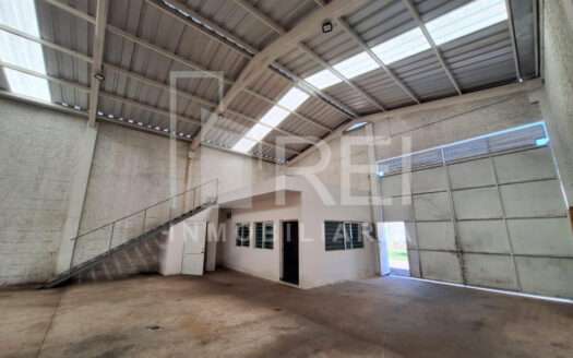 RENTA BODEGA EN EL VERGEL TLAQUEPAQUE