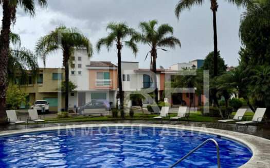 VENTA CASA NUEVA FRENTE A PARQUE COTO TOLEDO EN NUEVA GALICIA RESIDENCIAL