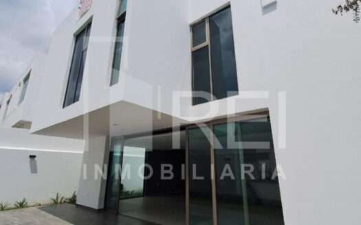 VENTA CASA NUEVA EN LA RIOJA TLAJOMULCO