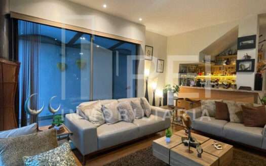 VENTA CASA DENTRO DE COTO LA JOYA EN AZALEAS BUGAMBILIAS ZAPOPAN