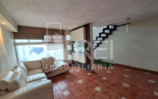 VENTA CASA EN PARQUES DE SANTA MARIA TLAQUEPAQUE