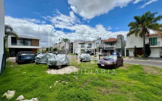 VENTA TERRENO EN ESQUINA COTO CORUÑA EN NUEVA GALICIA RESIDENCIAL TLAJOMULCO