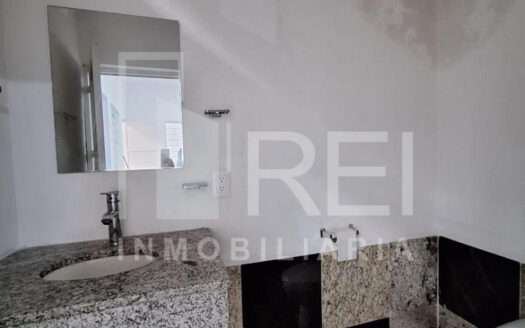 RENTA BODEGA EN EL VERGEL TLAQUEPAQUE