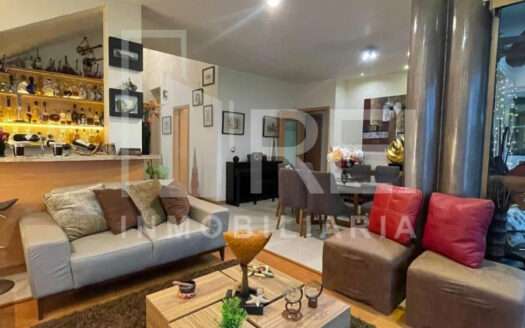 VENTA CASA DENTRO DE COTO LA JOYA EN AZALEAS BUGAMBILIAS ZAPOPAN