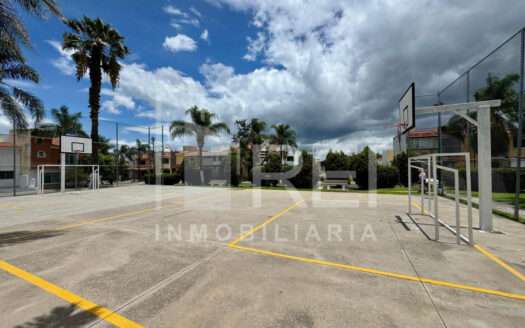 VENTA TERRENO EN ESQUINA COTO CORUÑA EN NUEVA GALICIA RESIDENCIAL TLAJOMULCO