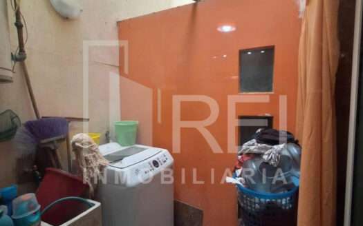 VENTA CASA EN PARQUES DE SANTA MARIA TLAQUEPAQUE