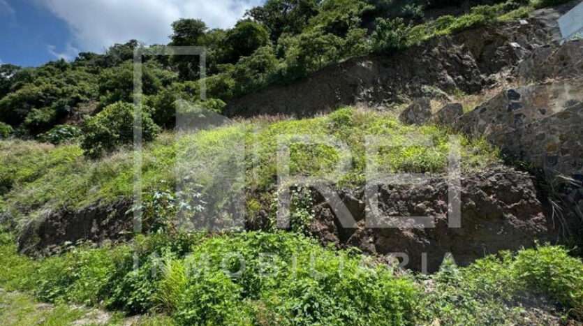 VENTA TERRENO VISTA A LA LAGUNA JOCOTEPEC JALISCO