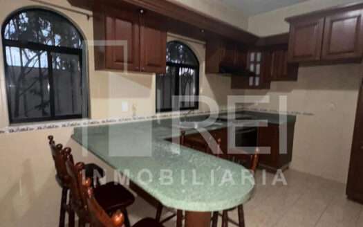 VENTA CASA EN VIRREYES RESIDENCIAL ZAPOPAN