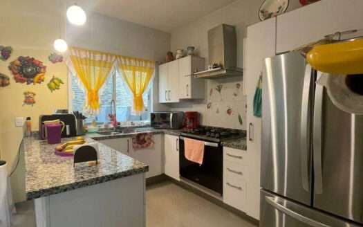 VENTA CASA DENTRO DE COTO IZVORA FRACC. EL ORIGEN TLAJOMULCO