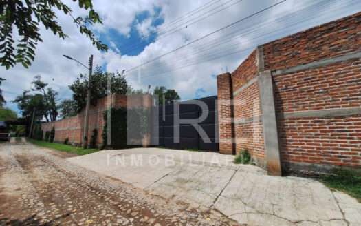 RENTA TERRENO TOLUQUILLA TLAQUEPAQUE