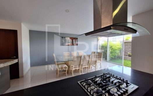 VENTA CASA DENTRO DE COTO CASA FUERTE TLAJOMULCO