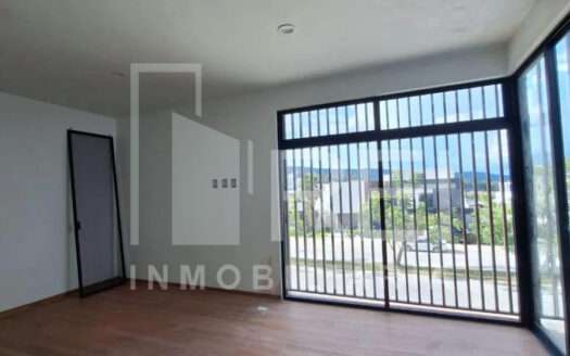 VENTA CASA EN LOS ROBLES RESIDENCIAL ZAPOPAN