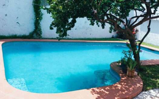 VENTA CASA CON ALBERCA EN LOMA BONITA ZAPOPAN