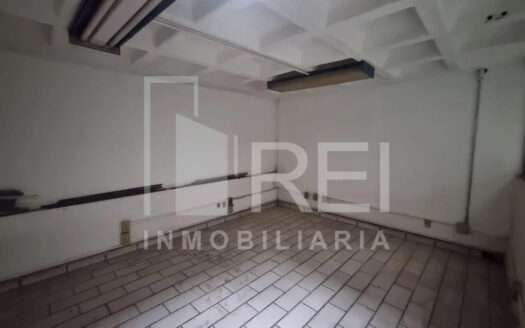 RENTA BODEGA SOBRE CALZADA INDEPENDENCIA GUADALAJARA