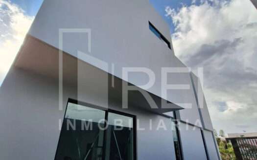 VENTA CASA EN LOS ROBLES RESIDENCIAL ZAPOPAN