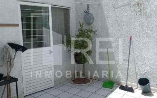 VENTA CASA CON ALBERCA EN LOMA BONITA ZAPOPAN