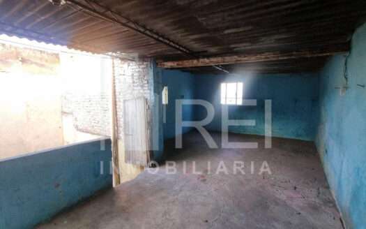 VENTA CASA EN ESQUINA PARA REMODELAR ZONA PANTEON DE MEZQUITAN GUADALAJARA