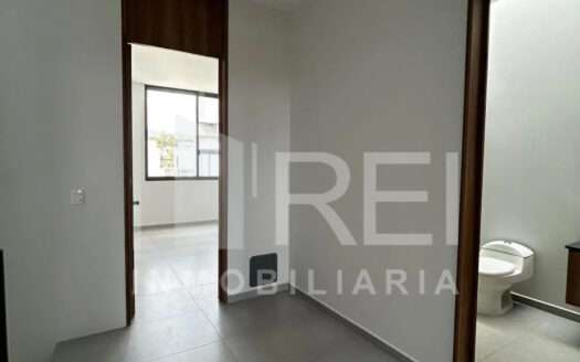 RENTA CASA EN ZOI SANTA ANITA TLAJOMULCO