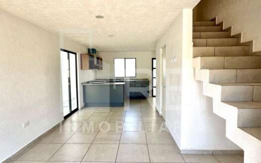 VENTA CASA EN ESQUINA ADAMAR TLAJOMULCO
