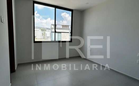 RENTA CASA EN ZOI SANTA ANITA TLAJOMULCO