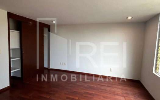 RENTA CASA EN LA ARBOLADA ZAPOPAN