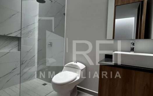 RENTA CASA EN ZOI SANTA ANITA TLAJOMULCO