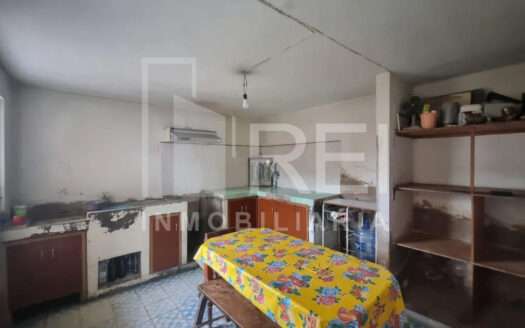 VENTA CASA EN ESQUINA COLONIA POLANCO GUADALAJARA
