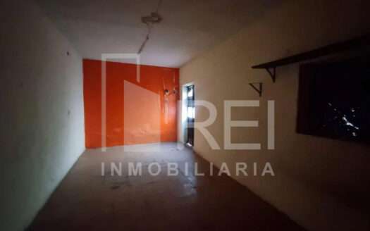 VENTA CASA EN ESQUINA PARA REMODELAR ZONA PANTEON DE MEZQUITAN GUADALAJARA