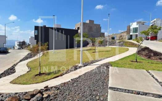 VENTA TERRENO ZIMALTA TLAQUEPAQUE