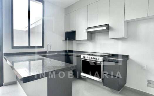 RENTA CASA EN ZOI SANTA ANITA TLAJOMULCO